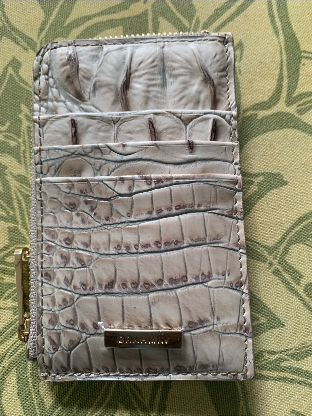 NWOT Brahmin Taupe Textured Croc Card Holder Wallet
